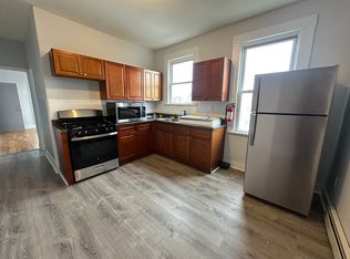 159 21st St APT 3, Irvington, NJ 07111