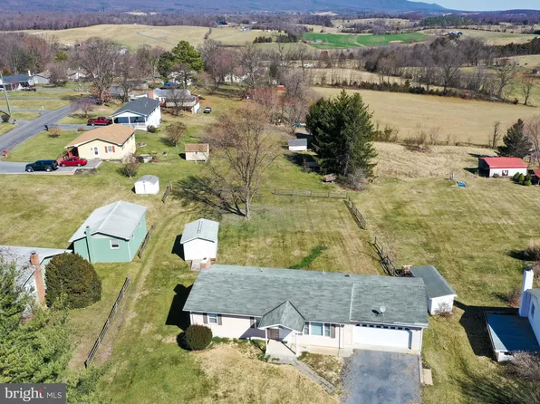 20649 Senedo Rd, Edinburg, VA 22824