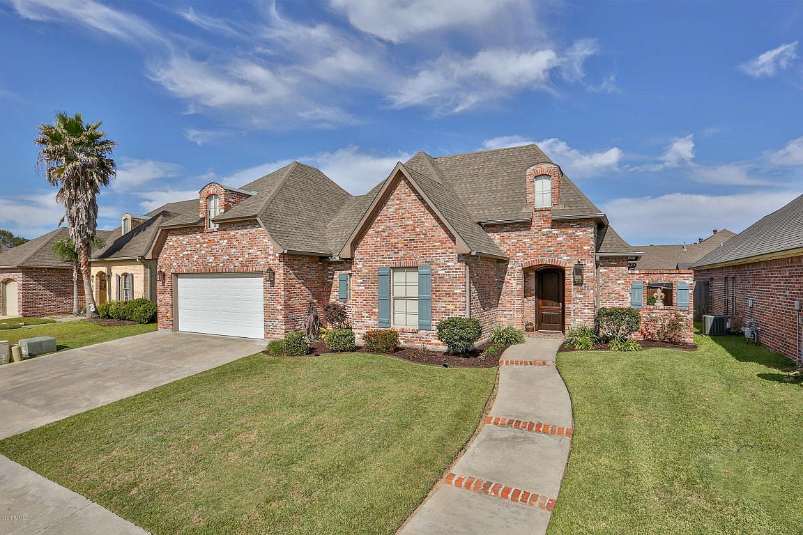 202 Rue Saint Barts, Youngsville, LA 70592 Zillow