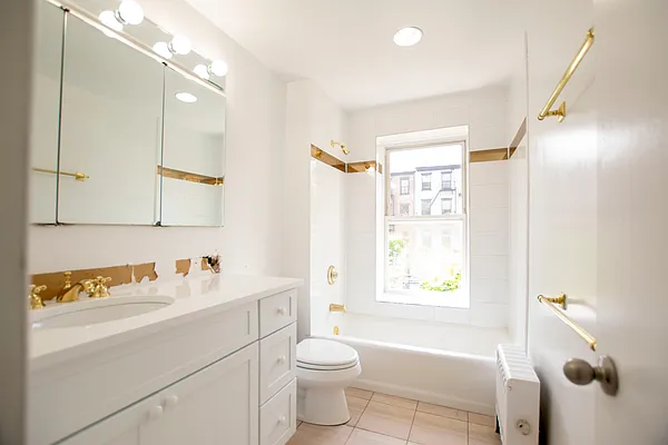 Rented by Brownstone Real Estate | media 34