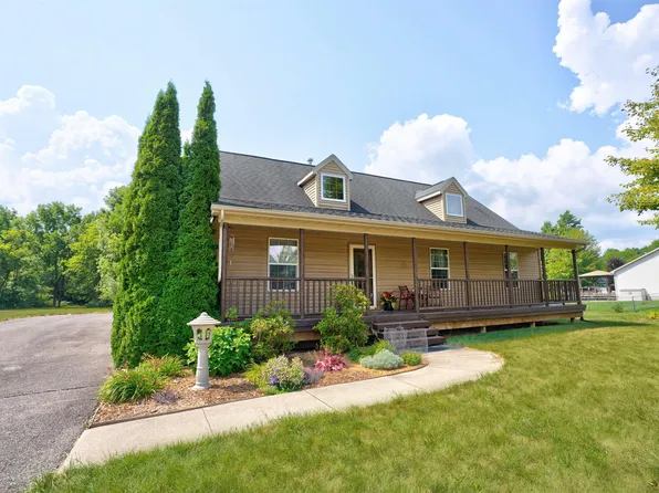 1201 Lexa Ln, Flint, MI 48507