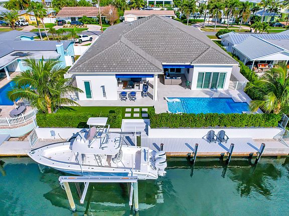 4th image of 720 Jacana Way