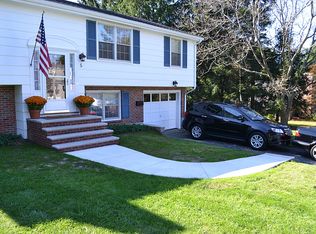 5 Orrantia Cir, Danvers, MA 01923