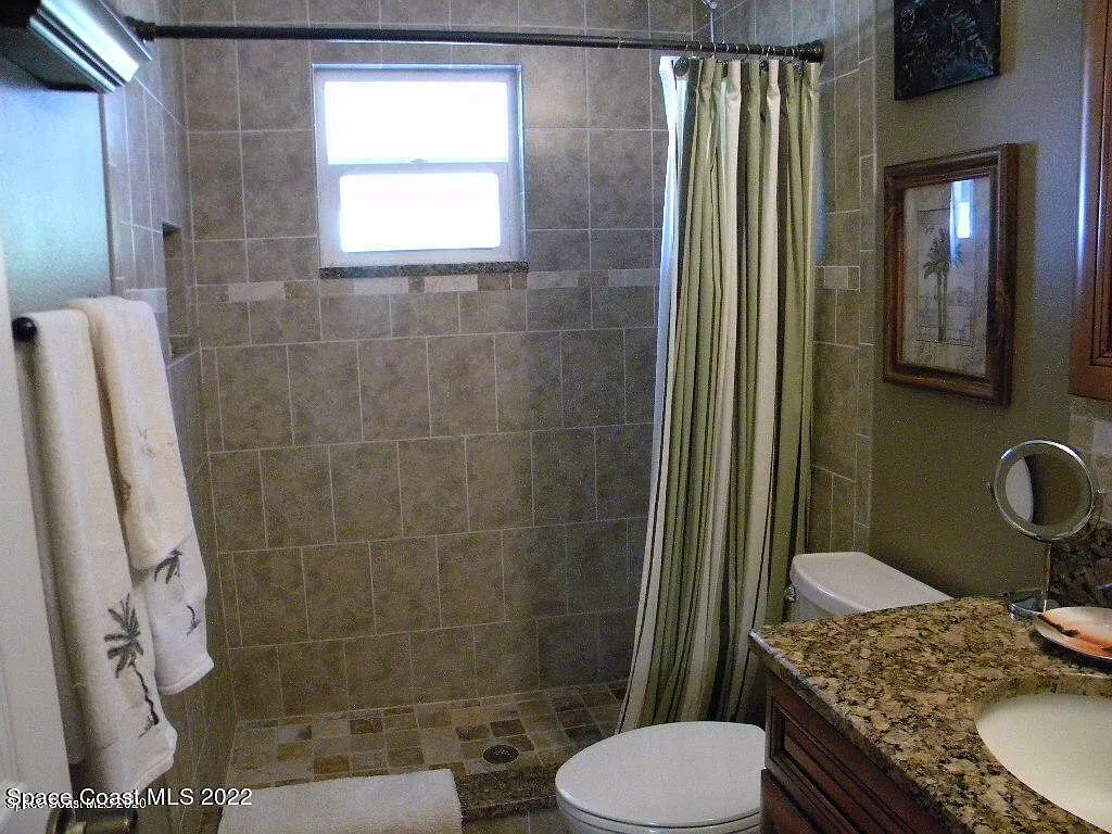 2 bed, 1.5 bath, 828 sqft, $1,995 — Photo 4