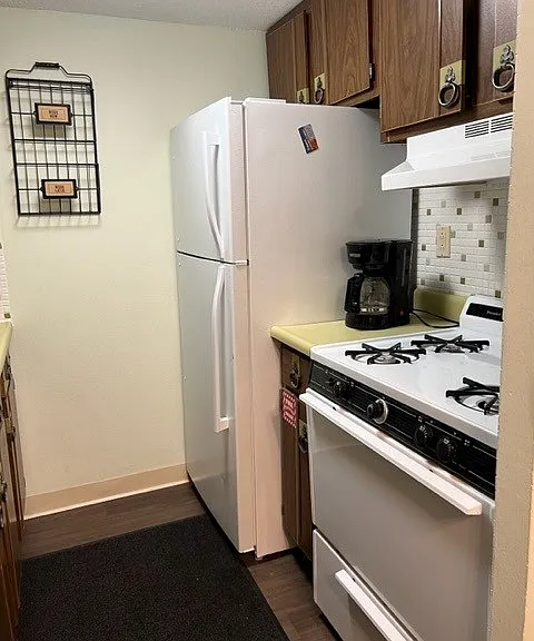 Kitchen 2_09272023