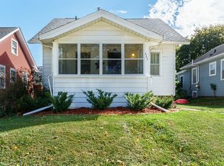 2343 C Ave NE, Cedar Rapids, IA 52402