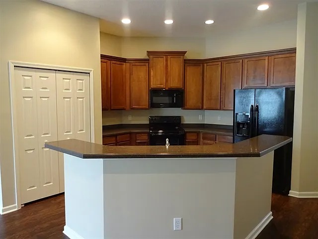 11758 Rolling River Blvd — Photo 5
