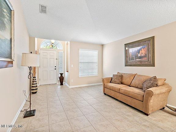 3rd image of 475 CASA SEVILLA Avenue