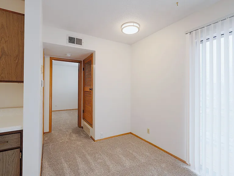 4840 Cleveland Ave #5 — Photo 4