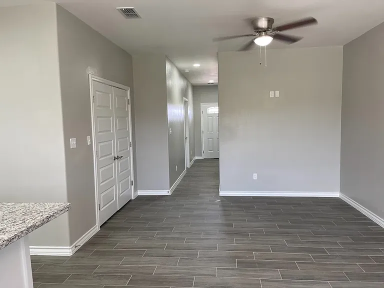 119 Mimosa St #119A — Photo 9