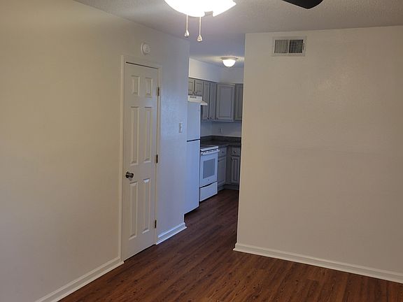 3rd image of 7861 Symmes Ave #2