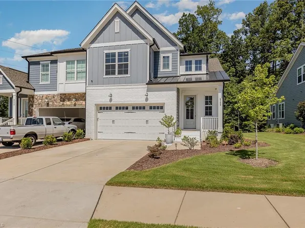 5168 Whaitley Ln, Greensboro, NC 27407