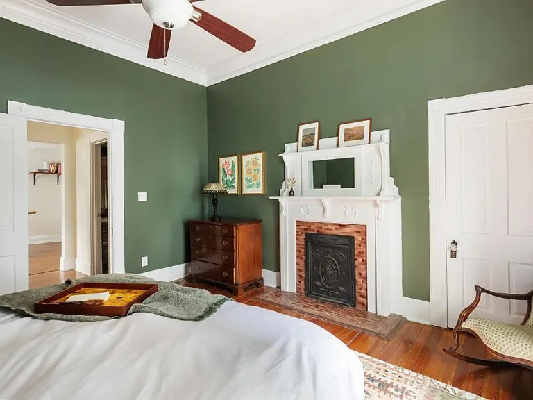 307 Georgia Ave SE — Photo 43