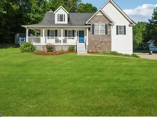 242 Barrington Dr, Hiram, GA 30141