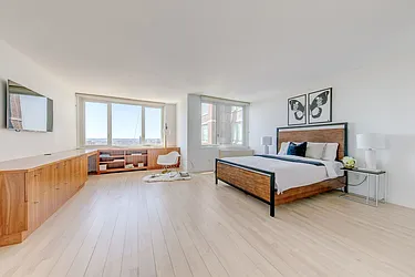 Rented by Lin Pan Realty Group LLC
