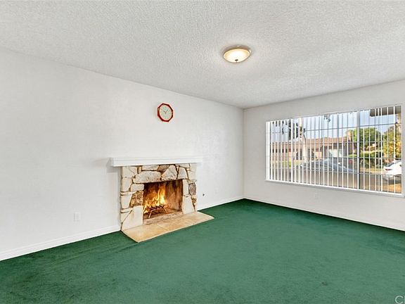 5th image of 2211 S Fuchsia Ave