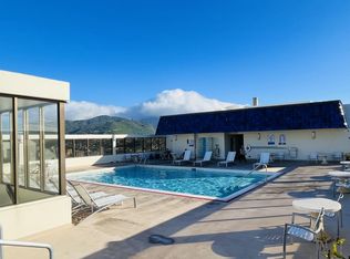 400 Hobron Ln, Honolulu, HI 96815
