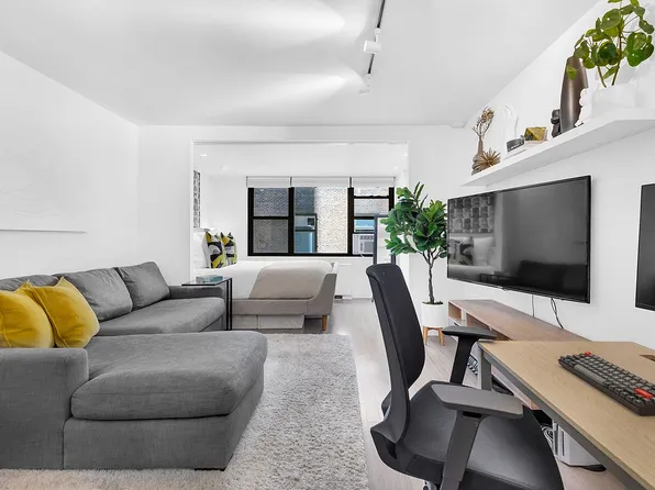 7 E 14th St APT 826, Manhattan, NY 10003