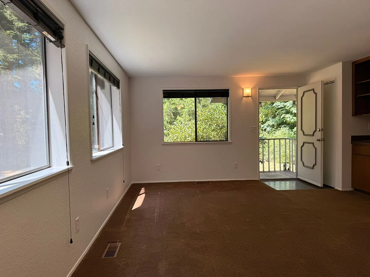 2Bd/1.75Ba Issaquah Home — Photo 4