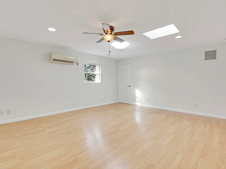 1600 Venus Ave — Photo 26