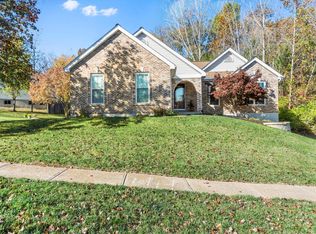1025 Big Sky Dr, Fenton, MO