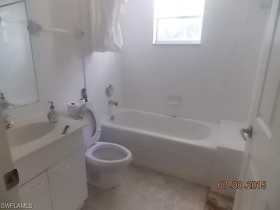 4th image of 289 Robin Hood Cir Unit 104