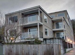 559 McGraw St APT 102, Seattle, WA 98109