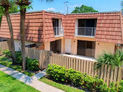 851 Blue Ridge Circle, West Palm Beach, FL, 33409