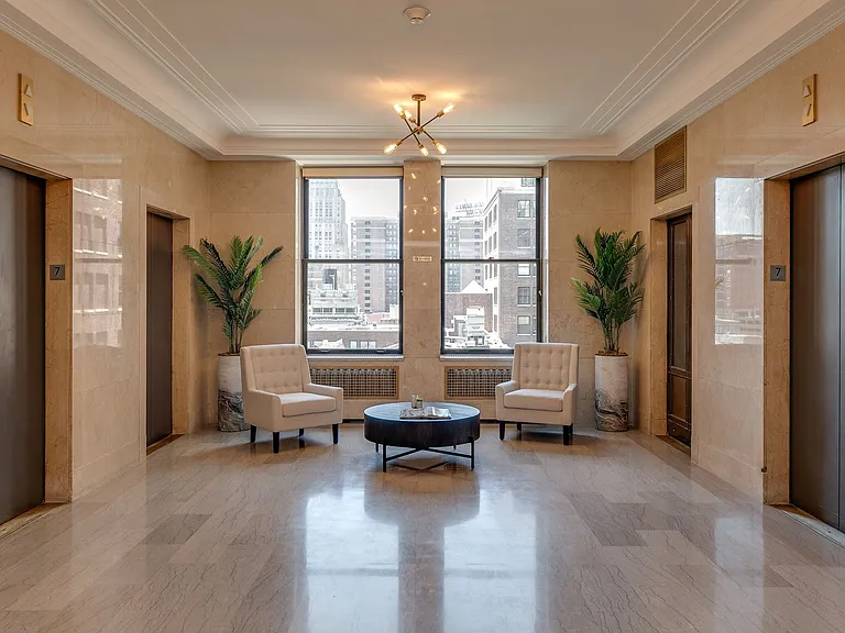 The Ledger Residences — Photo 22