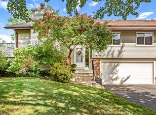 4545 Churchill St N, Shoreview, MN 55126