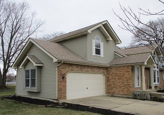 3rd image of 100 Juniper Dr