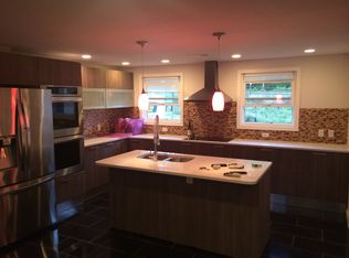 100 Locust Grove Rd, Bryn Mawr, PA 19010