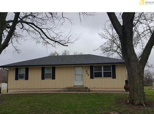 904 SW Locust St, Oak Grove, MO 64075