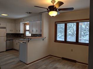 1528 Northlawn Rd, Davenport, IA 52804