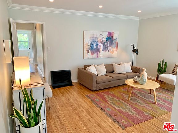3rd image of 5442 Blanco Way