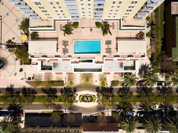 628 Cleveland St APT 711, Clearwater, FL 33755