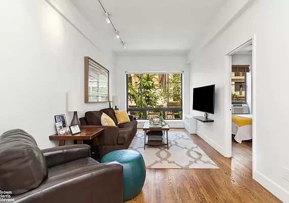 1st image of 23 E 10th St APT 4D