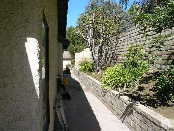 4th image of 4049 Weeping Willow Dr