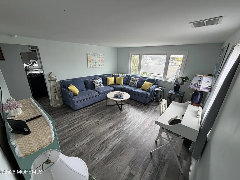 1510R Bay Blvd #UP — Photo 11