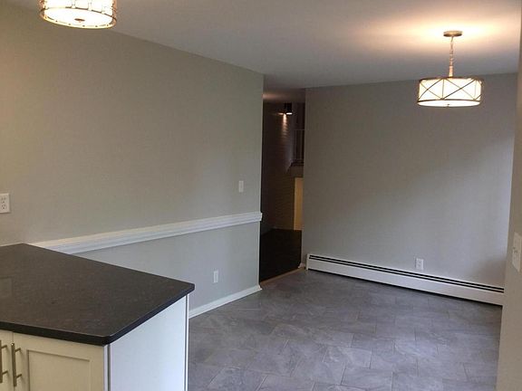 5th image of 1915 Cantle Ln