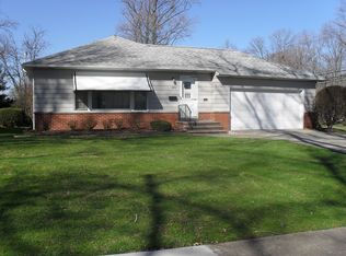 1092 Haverston Rd, Lyndhurst, OH 44124