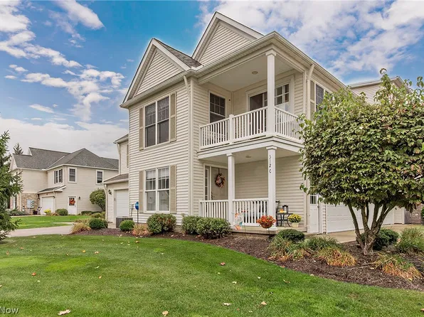 312 W Legend Ct #C, Highland Heights, OH 44143