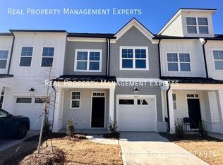 9517 Munsing Dr, Charlotte, NC 28269