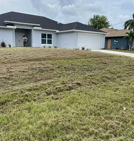 2300 NW 9th Ave — Photo 13