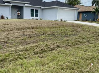 2300 NW 9th Ave, Cape Coral, FL 33993