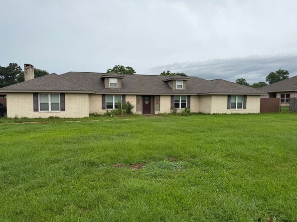 1746 Ernestine Dr