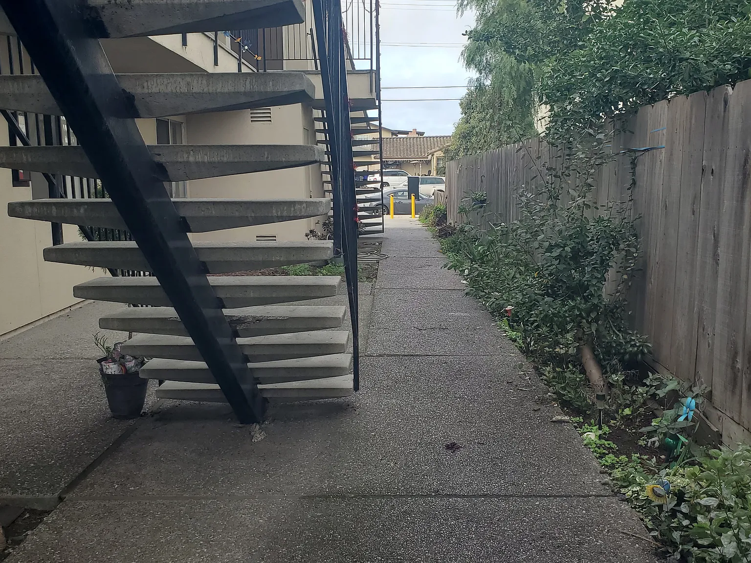 419 California Street — Photo 2