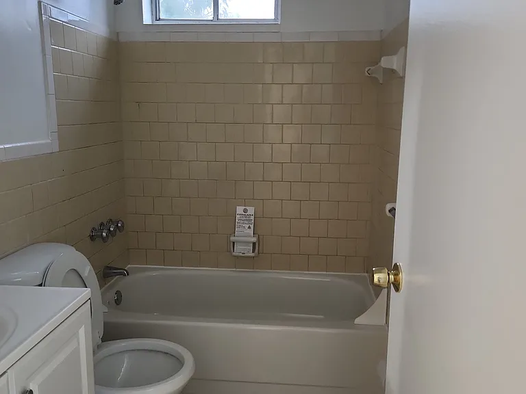 122 N Highland Ave #2 — Photo 8