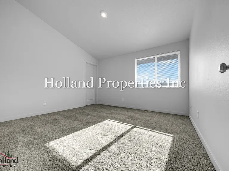 9059 SW Sagert St — Photo 15