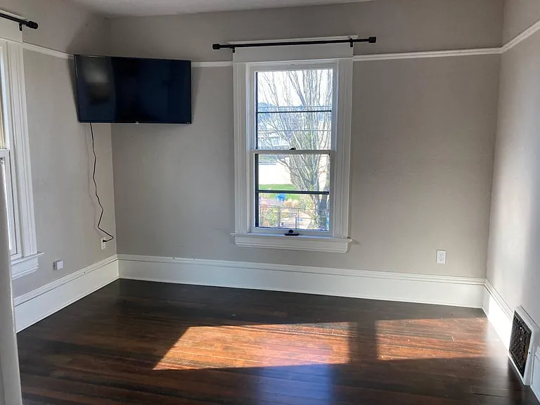 Small Bedroom #3